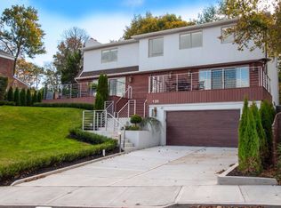 135 Nixon Ave, Staten Island, NY 10304