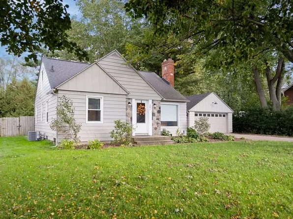 241 S Waverly Rd, Holland, MI 49423
