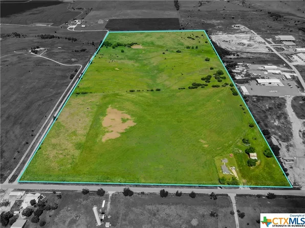 250 County Road 310, Jarrell, TX 76537
