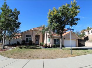 1933 W Sunnyview Dr, Rialto, CA 92377