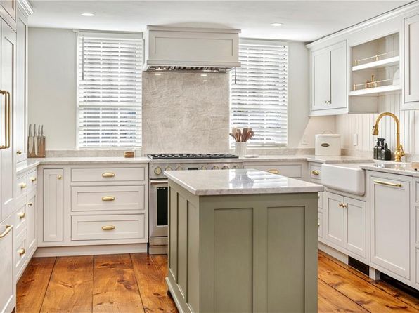 108 Prospect Hill St