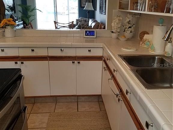 5th image of 603 Westwinds Dr #7