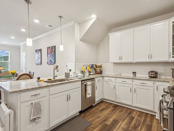 5th image of 14917 River Walk Way Unit 33