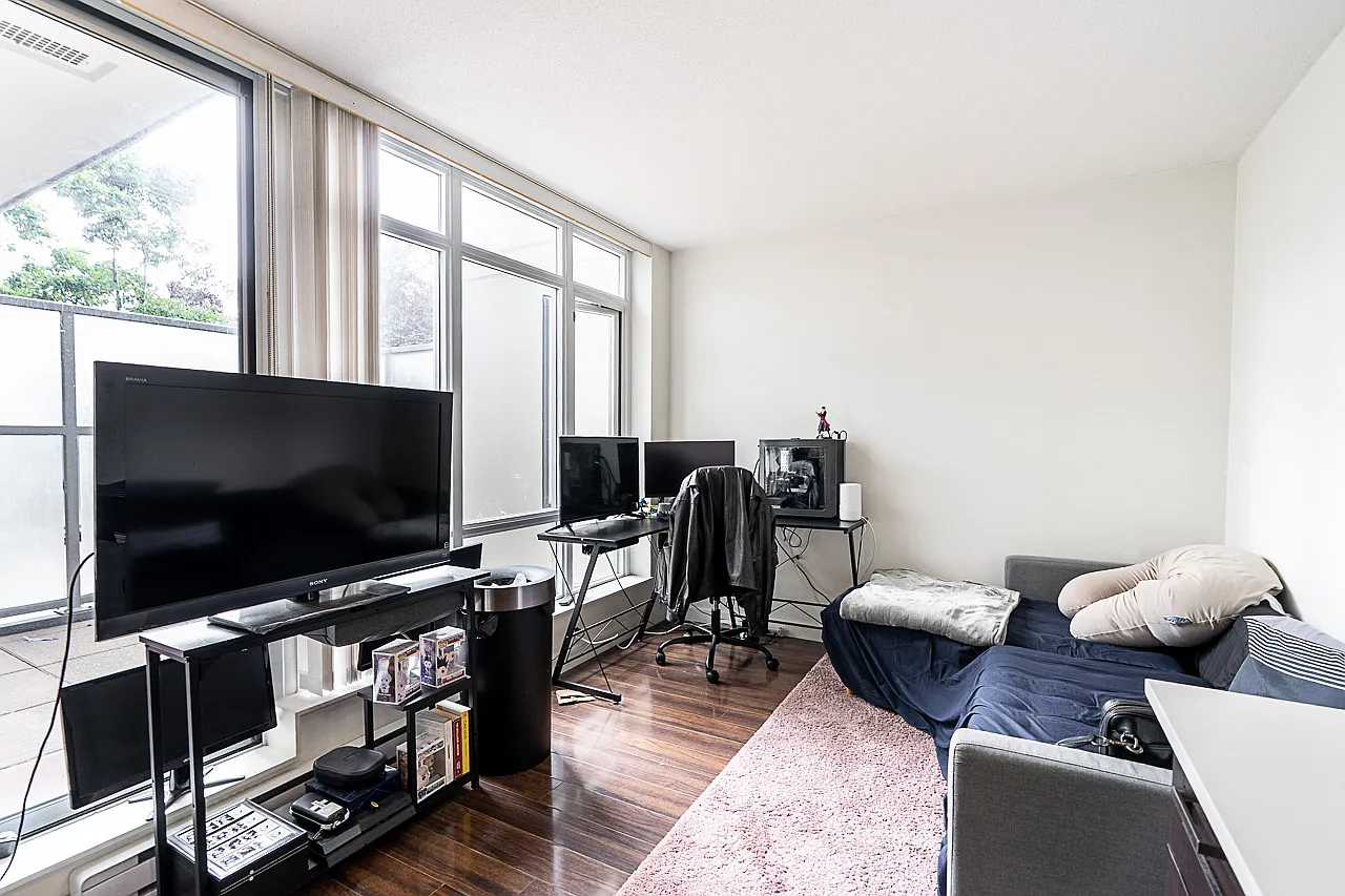 1 bed, 450 sqft, $2,200 — Photo 4