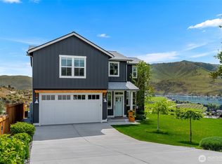 122 Lookout Way, Chelan, WA 98816