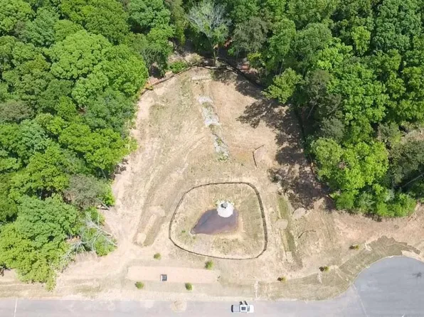 240 Thompson Trl, Alpharetta, GA 30004