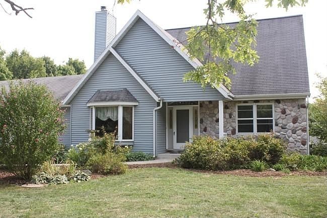 1st image of 3865 Turnwood Dr