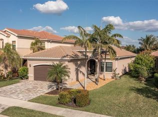 13517 Mandarin Cir, Naples, FL 34109