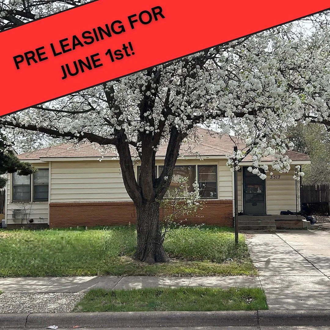 Nice Home Close to Tech, LCU and Medical — Photo 1
