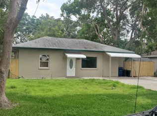 3220 New England St, Sarasota, FL 34231