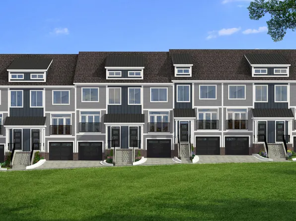 2776 Bristol Ridge Dr #37, Ann Arbor, MI 48105