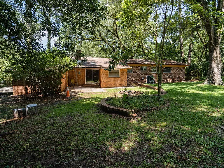 2103 Evergreen Dr — Photo 46