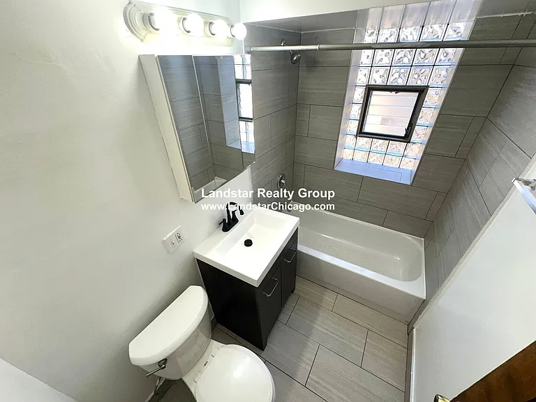 1754 W North Shore Ave #1 — Photo 3