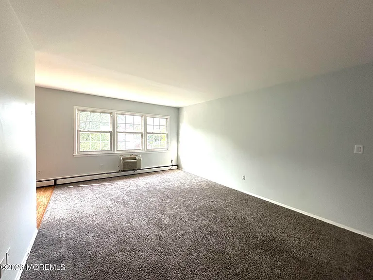 62 Stonehurst Blvd #G — Photo 17