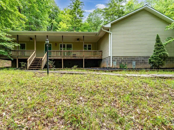 781 Laurelwood Ln, Mountain City, TN 37683