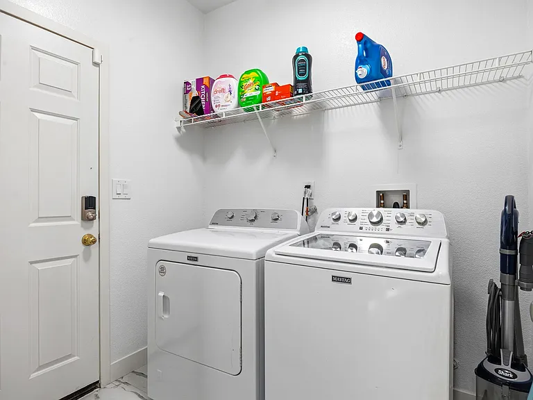 13576 Fern Pine St — Photo 42