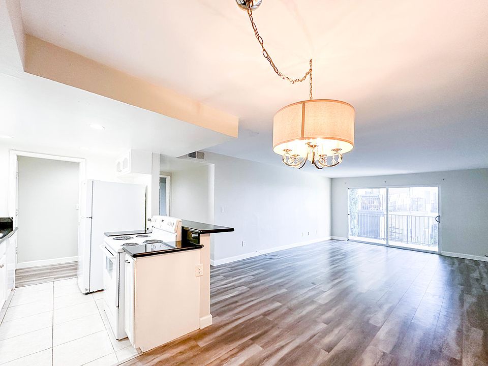 1st image of 1517 E Garfield Ave APT 86