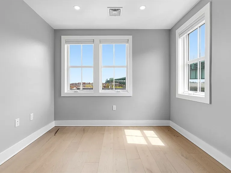 78 Tremont St #78 — Photo 21