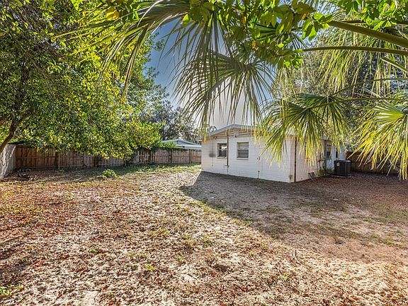 5th image of 4218 E Sandalwood Cir N