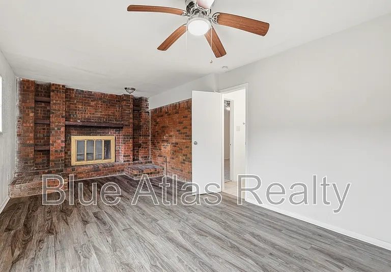 5055 Virgil St — Photo 9