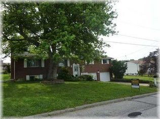 18 Dolly Ave, Jeannette, PA
