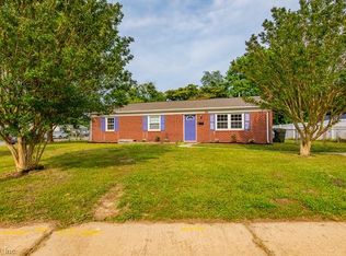 724 Pelham Dr, Hampton, VA 23669
