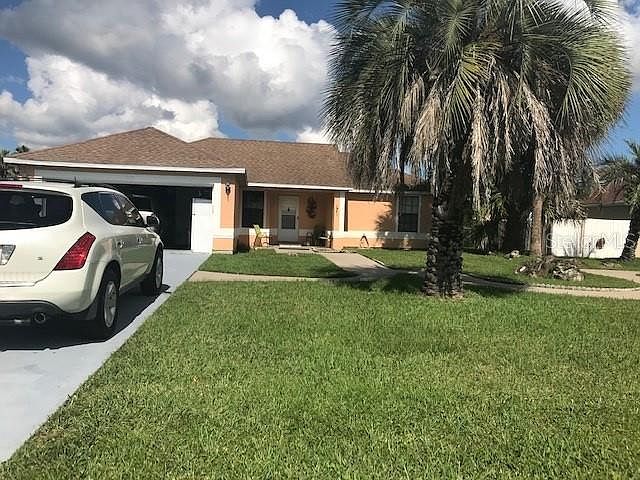 1st image of 807 Mendoza Dr
