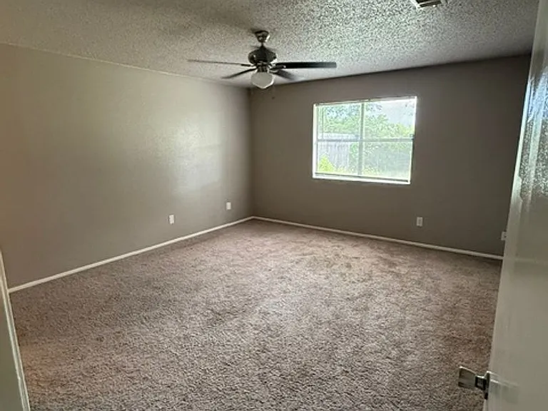 2703 Schwald Rd — Photo 11