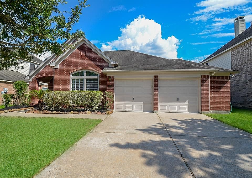 1st image of 20203 Fairfield Trace Dr