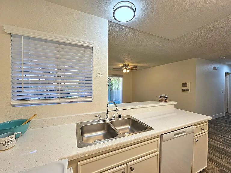 Brandywine Apartments — Photo 22