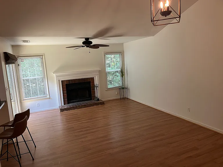 3222 Selwyn Farms Ln #6 — Photo 4