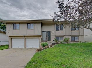 13302 Emiline St, Omaha, NE 68138