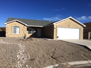46 Rosa Ave SW, Los Lunas, NM 87031