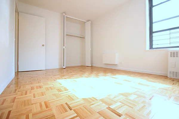 Rented by Corcoran | media 18