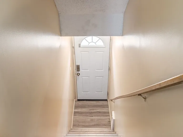550 Rundlehorn Cir NE — Photo 26