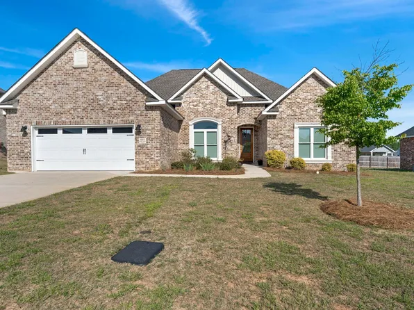 611 Jeffery Thomas Dr, Bonaire, GA 31005