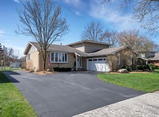 610 Chestnut Ln, Beecher, IL 60401