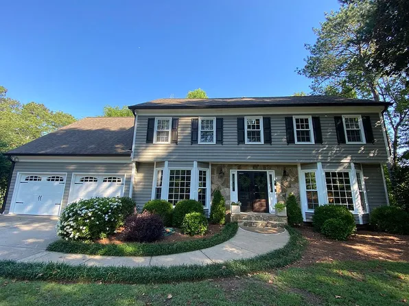 4456 Karls Gate Dr, Marietta, GA 30068