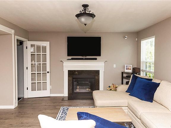 4th image of 31 Scooter Ln