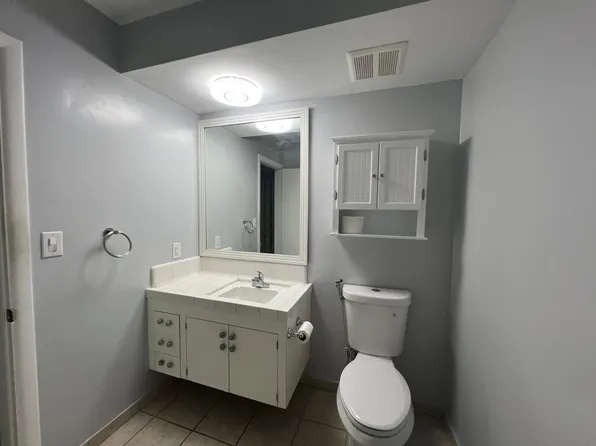 1500 S Pomona Ave, Fullerton, CA 92832