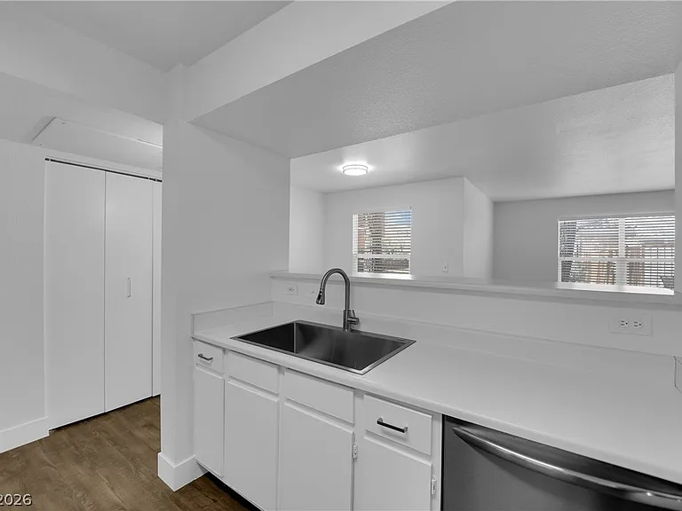 8101 W Flamingo Rd #1096 — Photo 5
