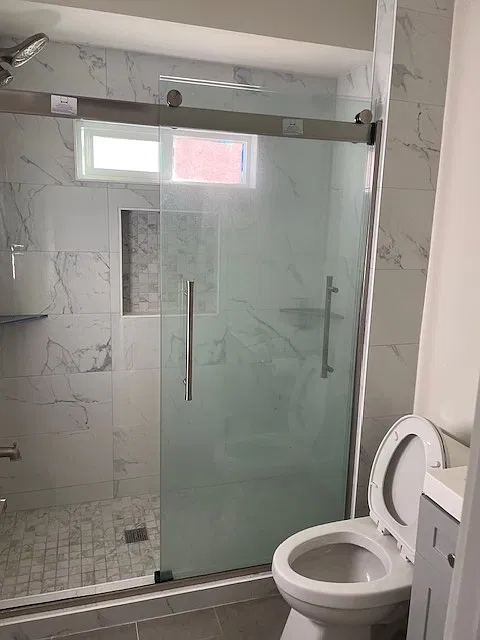 2 bed, 700 sqft, $3,000 — Photo 2