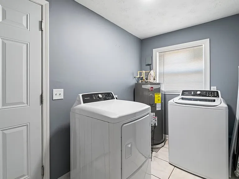 Laundry Room Cabinet
