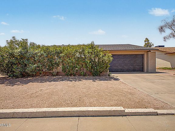 2nd image of 701 W LOS LAGOS VISTA Avenue