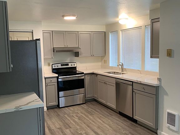5th image of 7424 63rd Street Ct W #7424