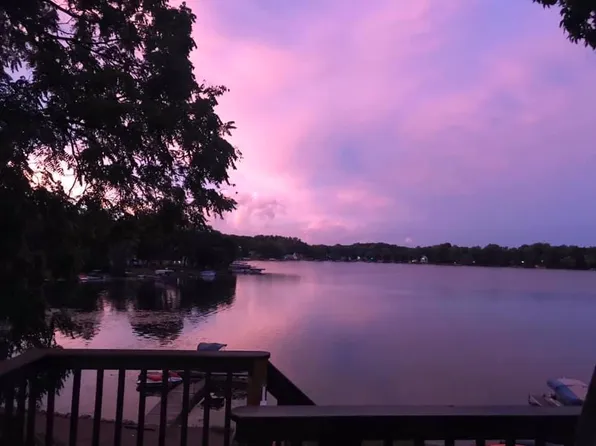 1244 Ridge Rd, Chelsea, MI 48118