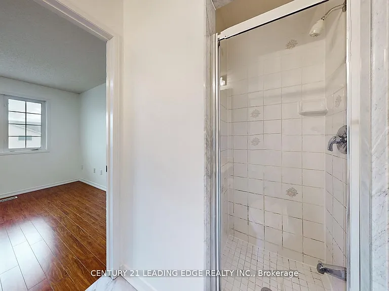 38 Rumi Cres — Photo 19