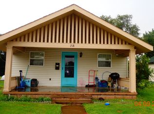 718 Barnes St, Alva, OK 73717