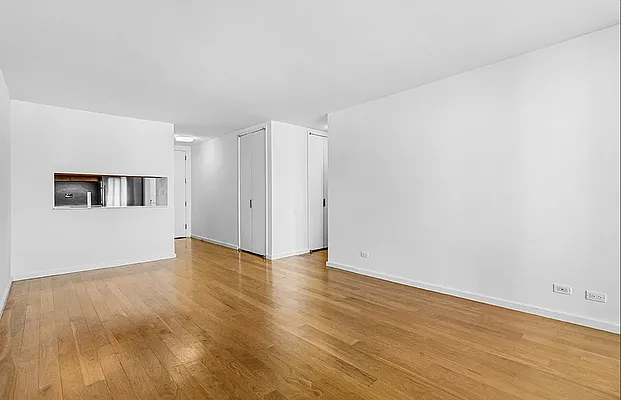 Sold by Luca Paci Real Estate | media 4