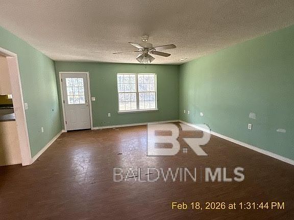 2nd image of 124 S Canoe Rd